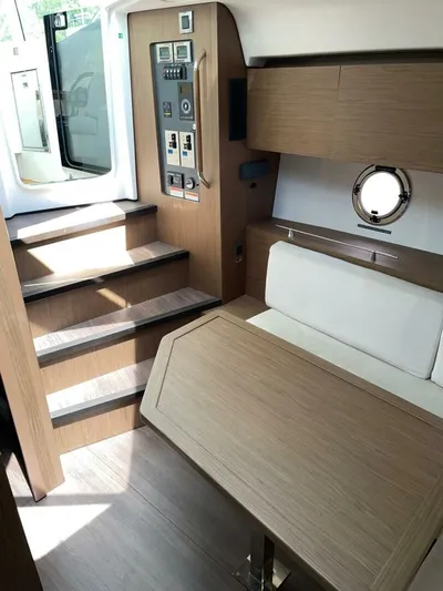  Yacht Photos Pics 2018 Beneteau Gran Turismo 40 - Image 19