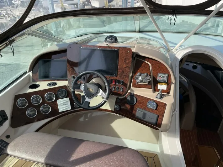 Pisco Sour Yacht Photos Pics 2006 Carver 560 Pilothouse - Image 34