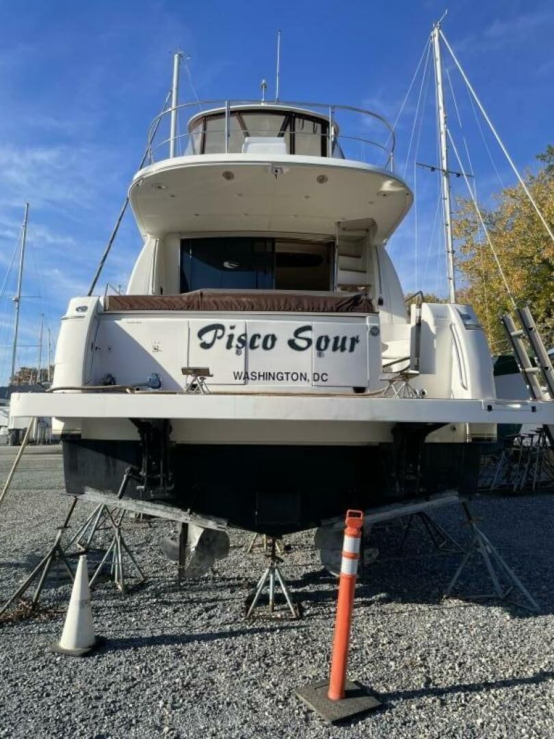 2006 Carver 56 