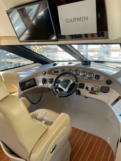 Pisco Sour Yacht Photos Pics 2006 Carver 560 Pilothouse - Image 6