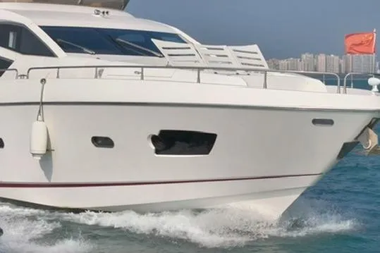  Yacht Photos Pics Luxury Sunseeker Manhattan 73 yacht cruising on the water, 2013 model.