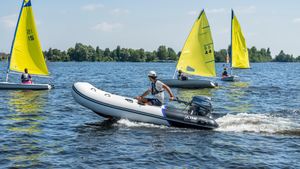 2023 Yamaha Boats 380S NEU