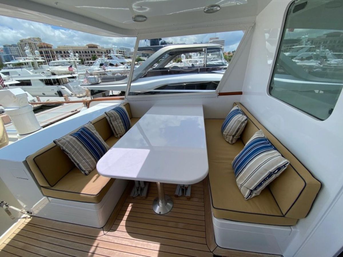 2003 New England Boatworks 96 