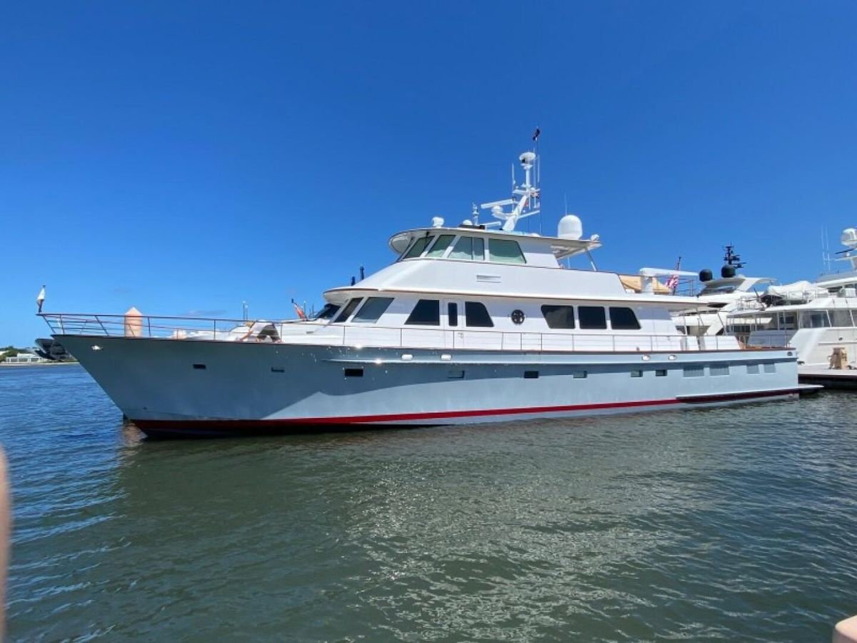 2003 New England Boatworks 96 