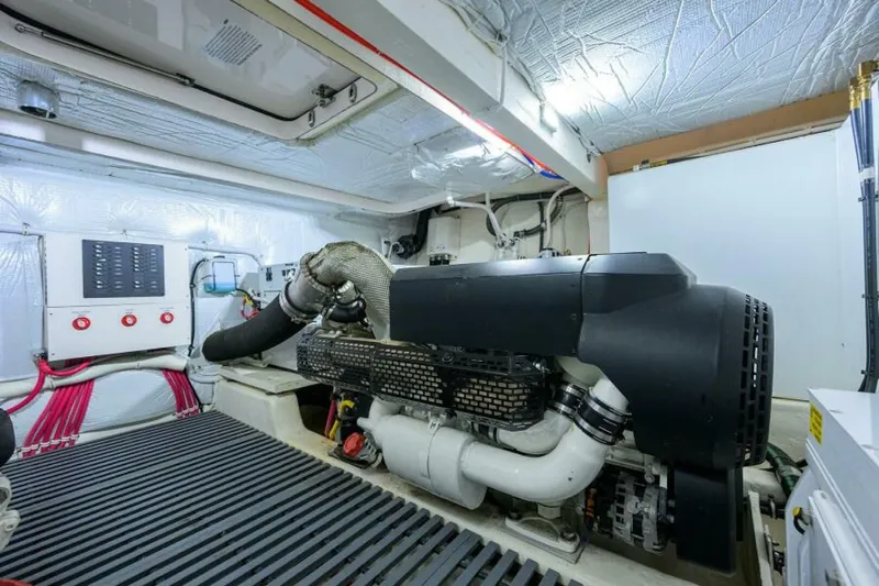 Jena Yacht Photos Pics 2019 Tiara Yachts 49 Coupe - Image 100