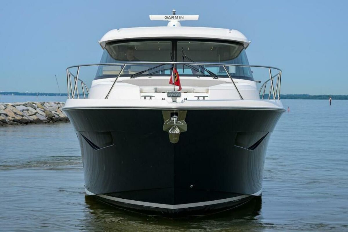 2019 Tiara Yachts 49 