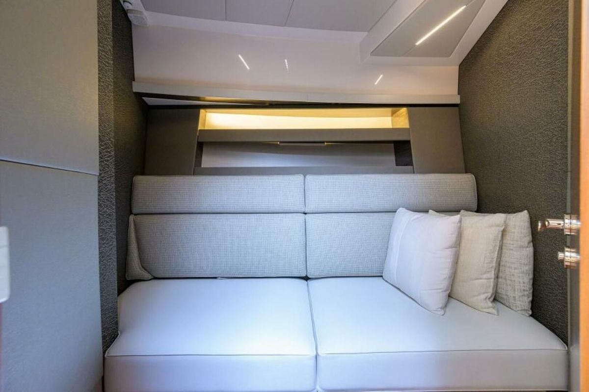 2019 Tiara Yachts 49 