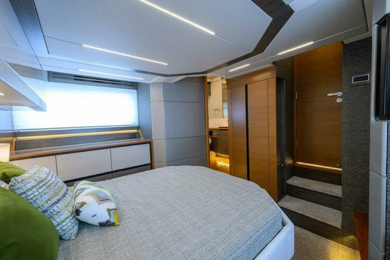 Jena Yacht Photos Pics 2019 Tiara Yachts 49 Coupe - Image 65