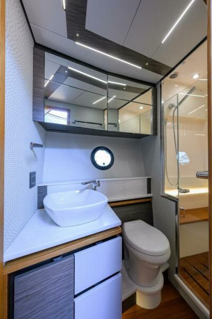 2019 Tiara Yachts 49 