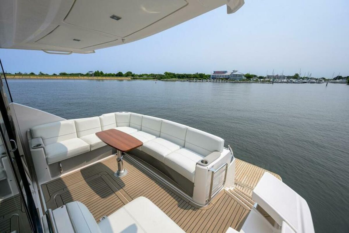 2019 Tiara Yachts 49 