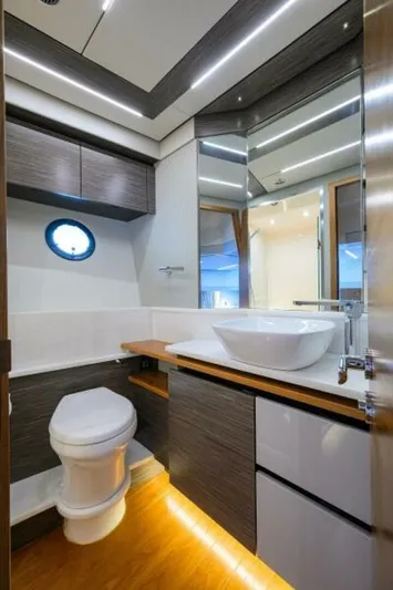 Jena Yacht Photos Pics 2019 Tiara Yachts 49 Coupe - Image 69