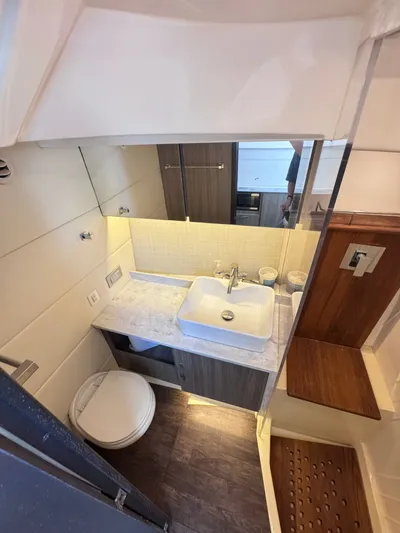  Yacht Photos Pics 2020 REGAL 38 SAV - Image 19