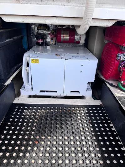  Yacht Photos Pics 2020 REGAL 38 SAV - Image 27