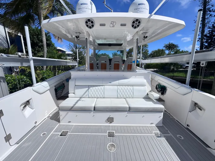  Yacht Photos Pics 2020 REGAL 38 SAV - Image 15