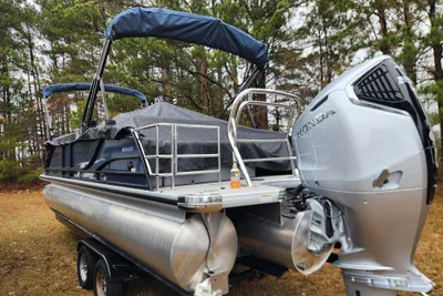 Godfrey Monaco 255 SFL