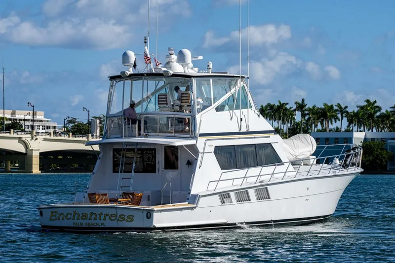 Enchantress Yacht Photos Pics 1997 Hatteras 65 Convertible - Image 8