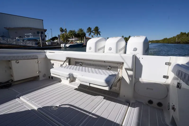 Trident Yacht Photos Pics 2007 Hydra-Sports Vector 3300 CC boat interior with triple outboard engines.