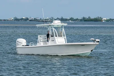 Blazer Bay 2700 Hybrid
