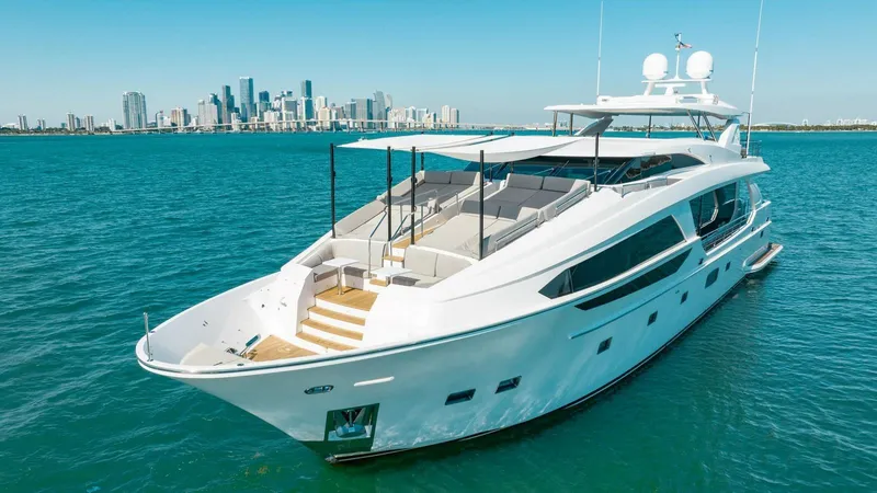 Adagio Yacht Photos Pics 