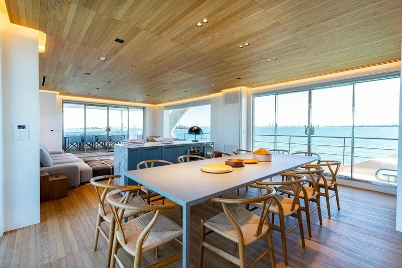 Adagio Yacht Photos Pics 