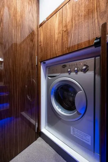 Greyhound Yacht Photos Pics 2020 Riviera 5400 Sport Yacht - Image 72