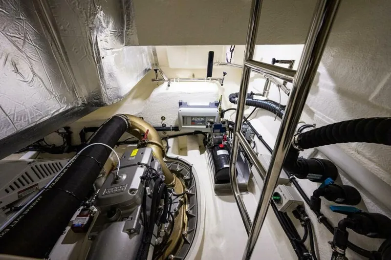 Greyhound Yacht Photos Pics 2020 Riviera 5400 Sport Yacht - Image 85