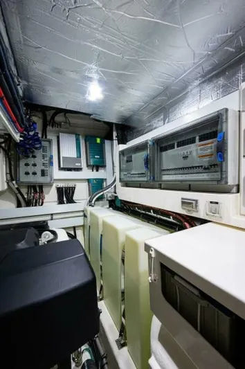 Greyhound Yacht Photos Pics 2020 Riviera 5400 Sport Yacht - Image 77