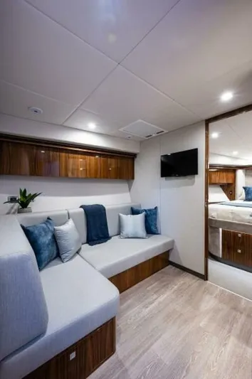 Greyhound Yacht Photos Pics 2020 Riviera 5400 Sport Yacht - Image 53