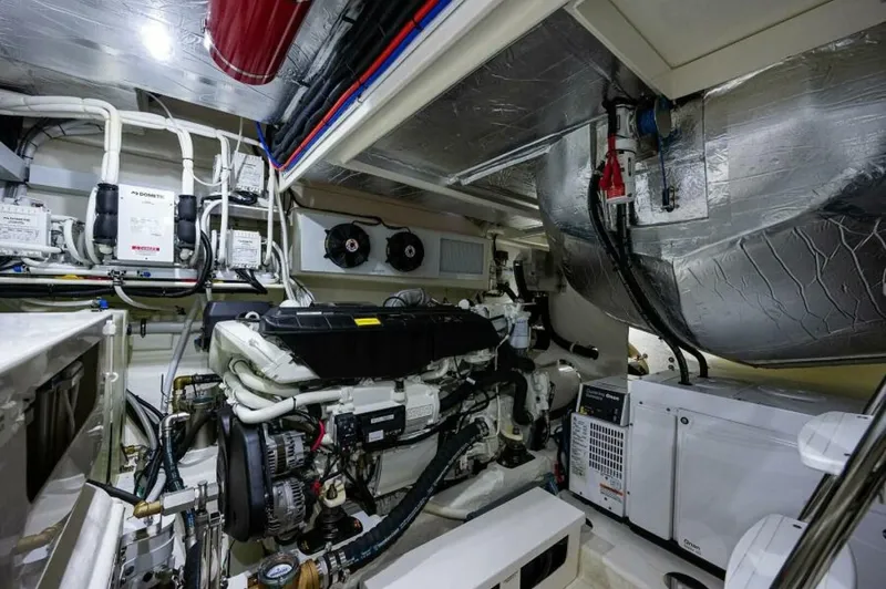 Greyhound Yacht Photos Pics 2020 Riviera 5400 Sport Yacht - Image 73