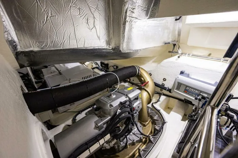 Greyhound Yacht Photos Pics 2020 Riviera 5400 Sport Yacht - Image 86