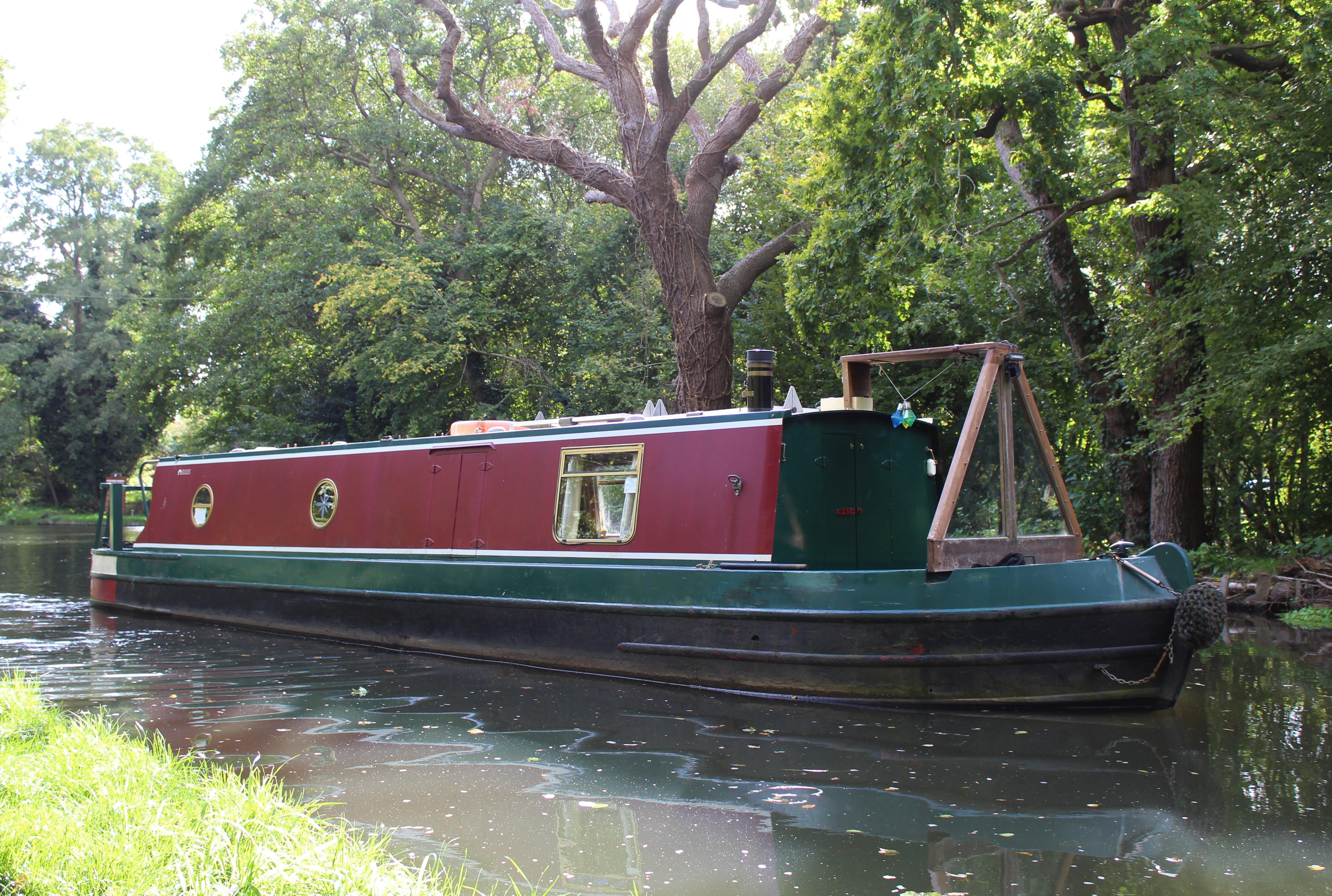 Narrowboat 40' Cruiser Stern | 12m | 2004 - Surrey | Boats and Outboards