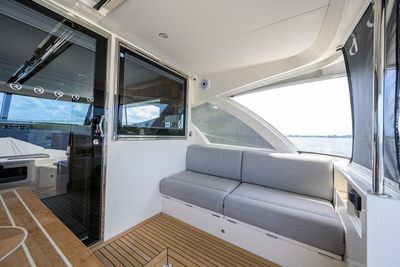 Yacht