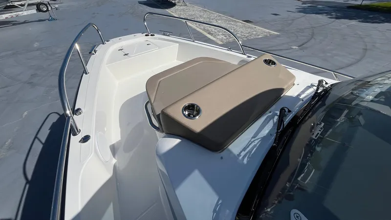 In-stock 2024 Nimbus T8 #314 Yacht Photos Pics 2024 Nimbus Tender 8 #314 boat deck with seating and railings.