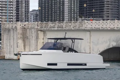 De Antonio Yachts D36 OPEN