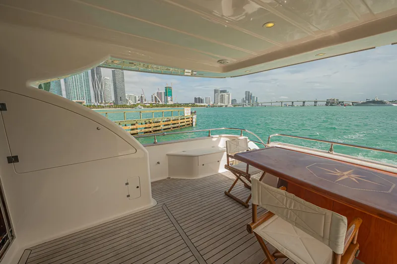 Isabella K Yacht Photos Pics 