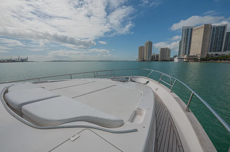 Isabella K Yacht Photos Pics 