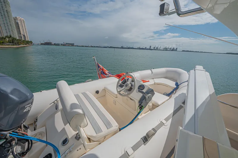 Isabella K Yacht Photos Pics 