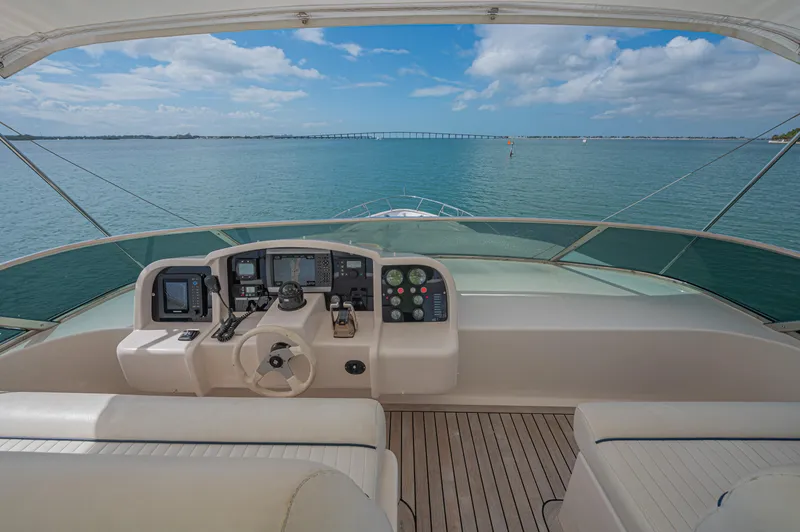 Isabella K Yacht Photos Pics 