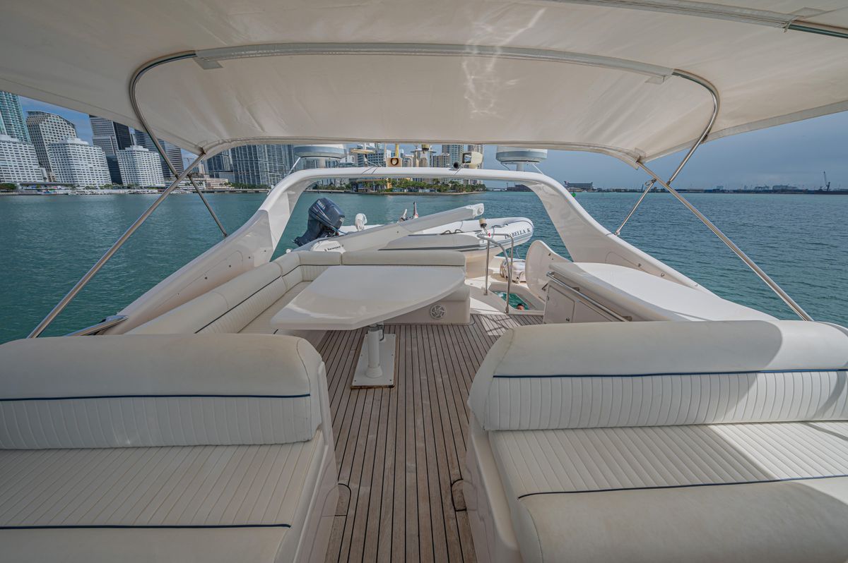 2002 Astondoa 72 