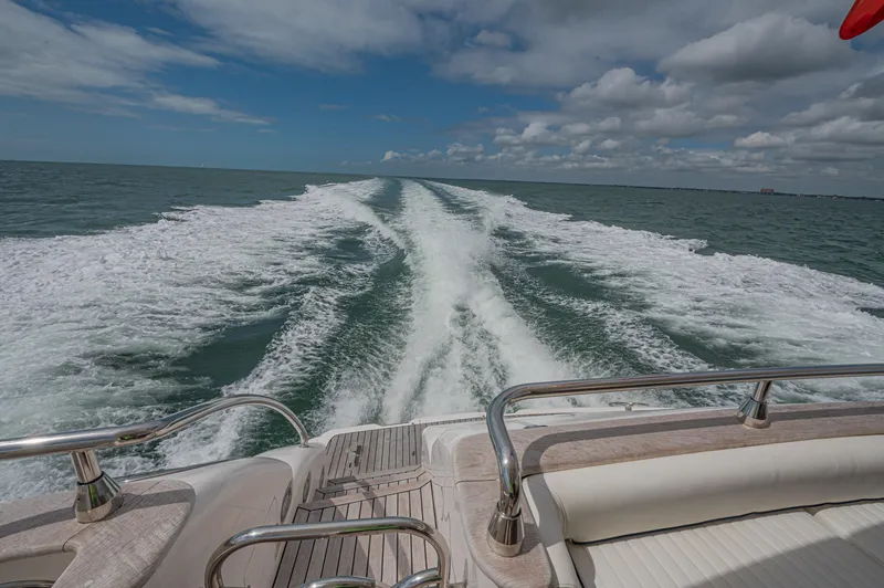 Isabella K Yacht Photos Pics 