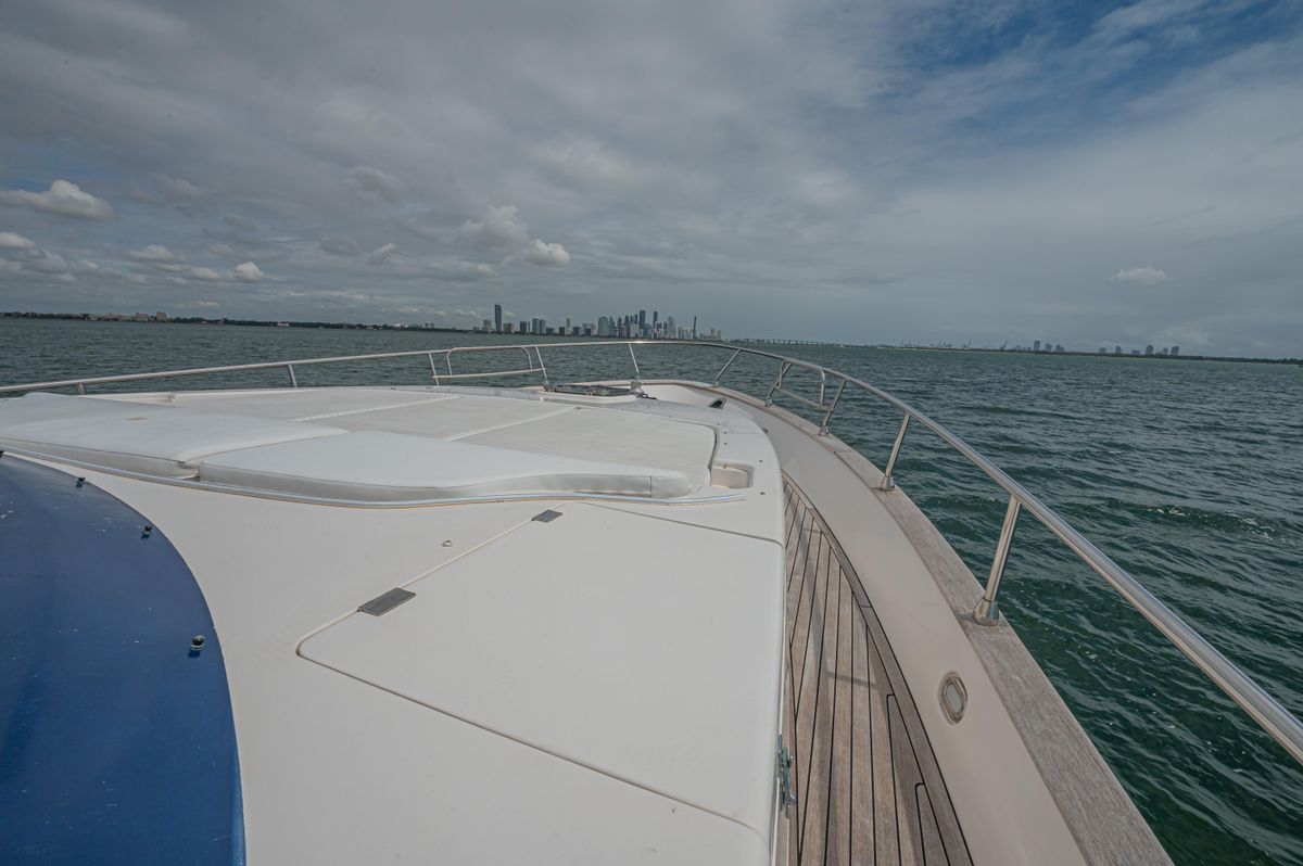 2002 Astondoa 72 