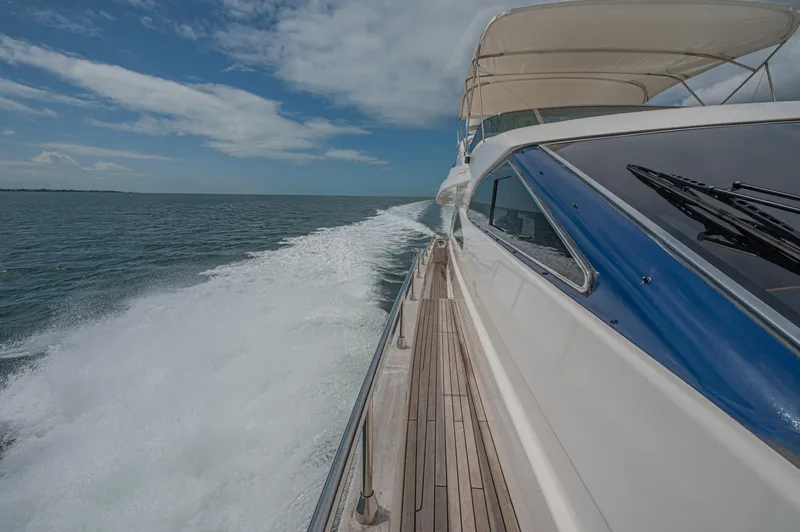 Isabella K Yacht Photos Pics 