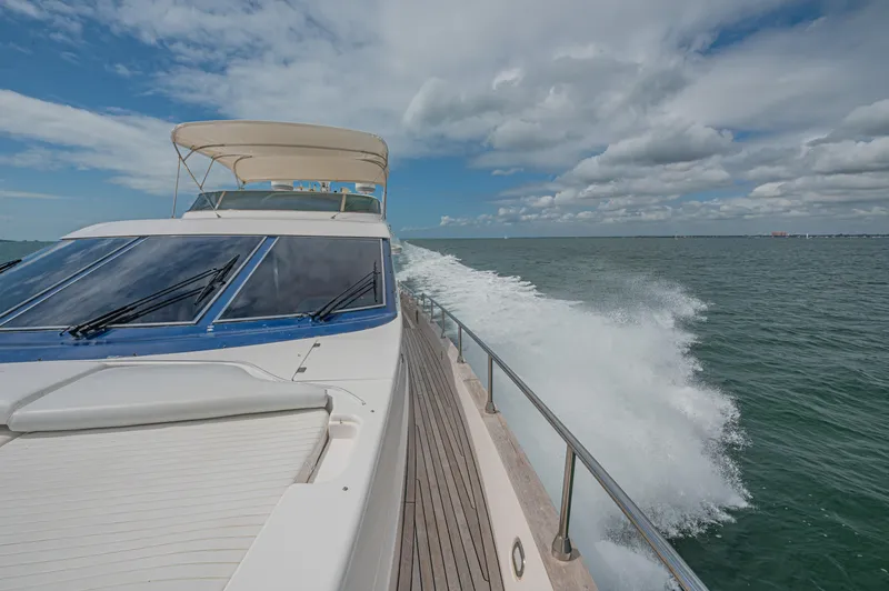 Isabella K Yacht Photos Pics 