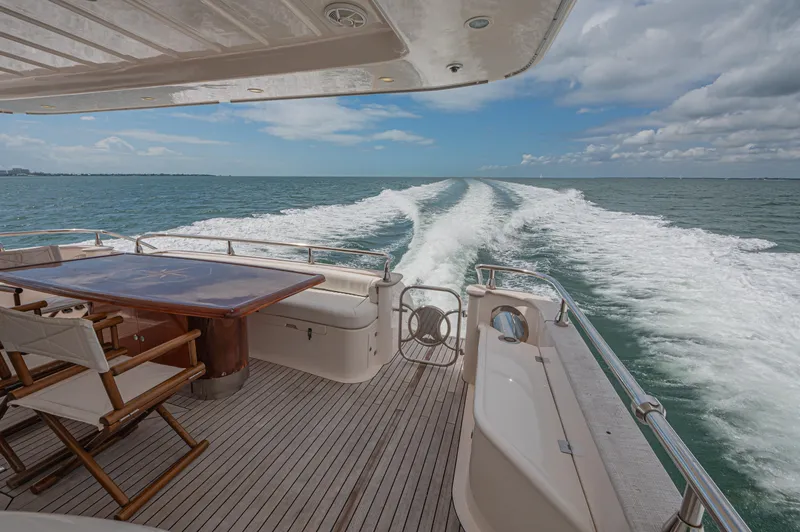 Isabella K Yacht Photos Pics 