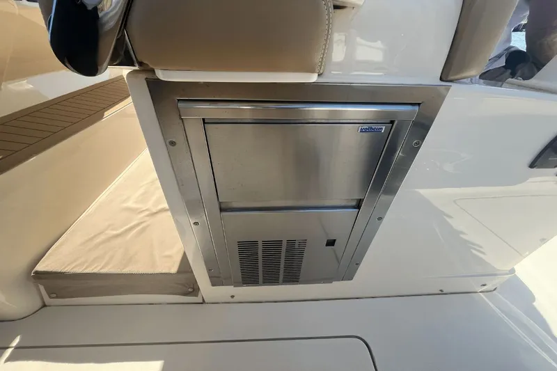 Sea Tek Yacht Photos Pics 