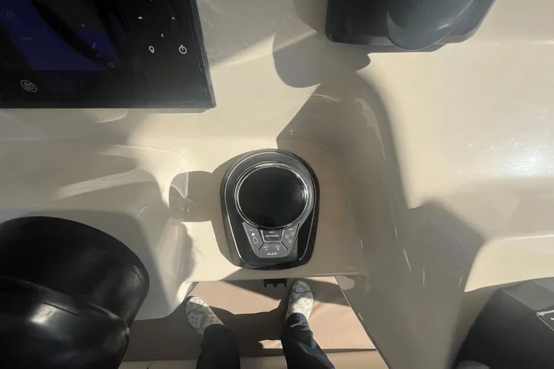 Sea Tek Yacht Photos Pics 