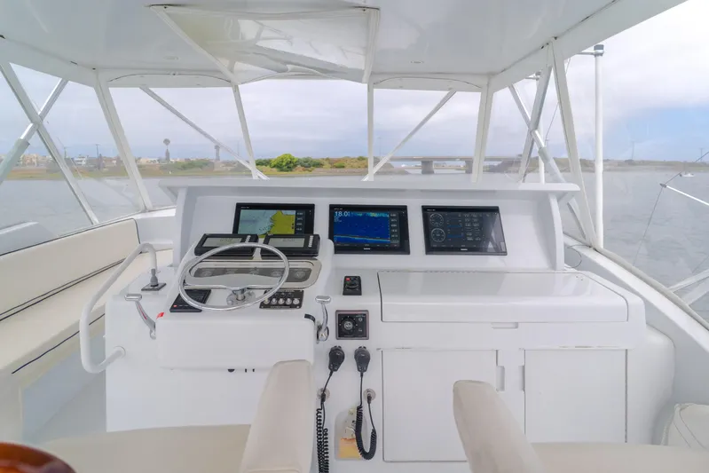 Titus Yacht Photos Pics 