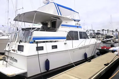 Uniflite 42 Double Cabin