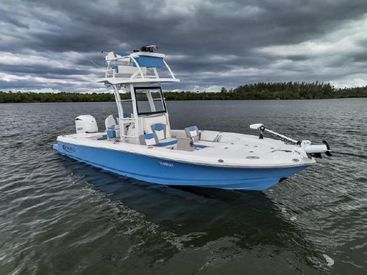 2022 24' 6'' Robalo-246 Skydeck Stuart, FL, US