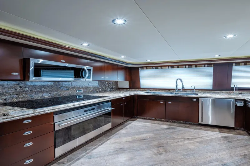 Amico Yacht Photos Pics 